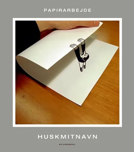 Papirarbejde af HuskMitNavn