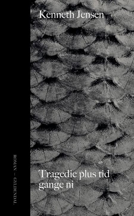 Tragedie plus tid gange ni af Kenneth Jensen