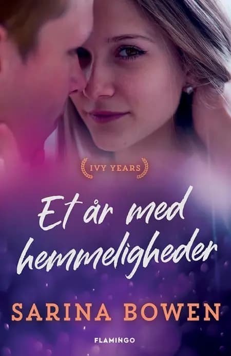Et år med hemmeligheder af Sarina Bowen