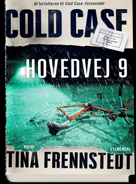 Hovedvej 9 af Tina Frennstedt
