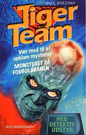 Monsteret på fodboldbanen af Thomas Brezina