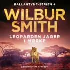 Leoparden jager i mørke