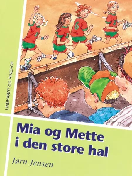 Mia og Mette i den store hal af Jørn Jensen