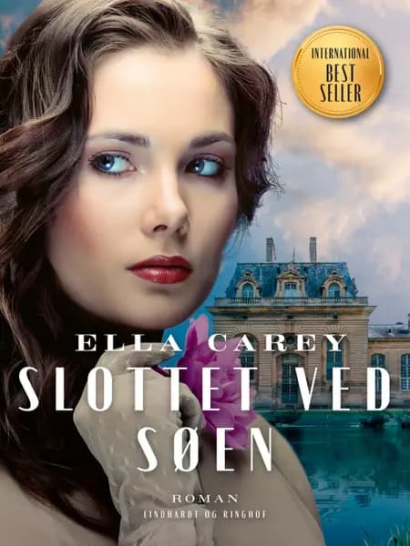 Slottet ved søen af Ella Carey