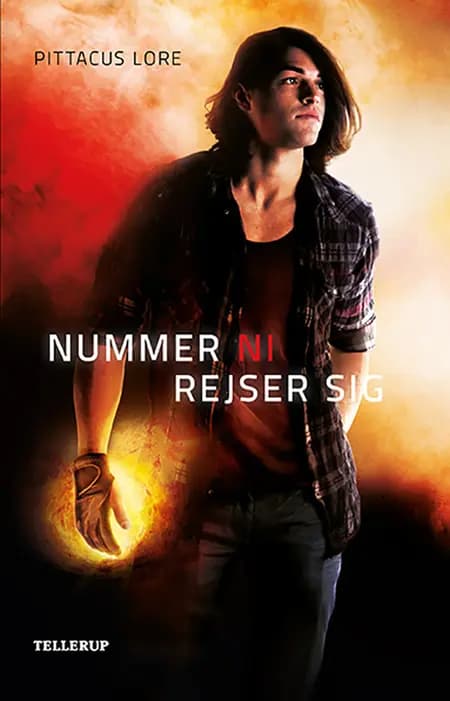Nummer ni rejser sig af Pittacus Lore