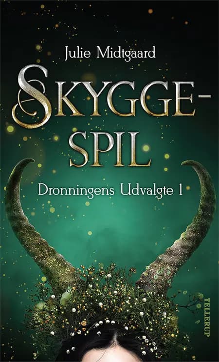 Skyggespil af Julie Midtgaard