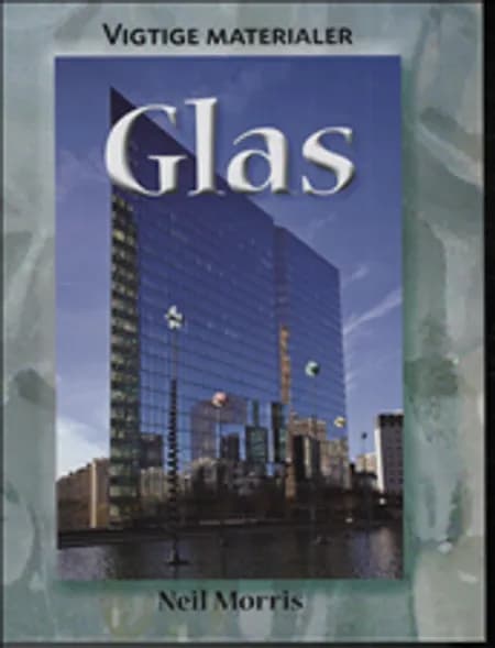 Glas af Neil Morris