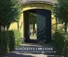Bondebyen i billeder af Ulf Wesley Johnsen