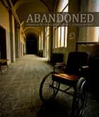 Abandoned af Jan Elhøj og Morten Kirckhoff