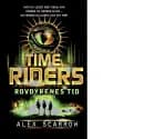TIME RIDERS Rovdyrenes tid (DK dansk udgave - originaltitel: Day of the predator) af Alex Scarrow