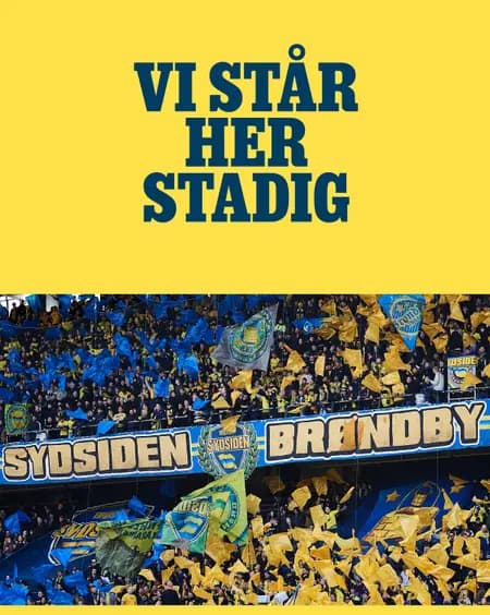 Vi står her stadig af Nanna Møller Karlsen