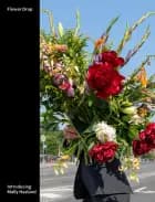 Flower Drop af Molly Haslund