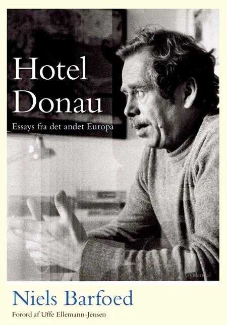 Hotel Donau af Niels Barfoed