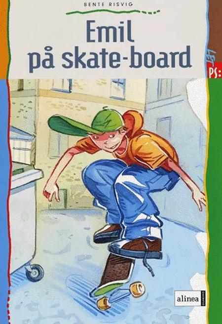 Emil på skateboard af Bente Risvig