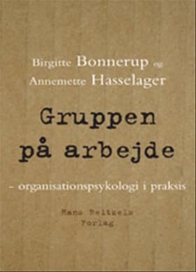Gruppen på arbejde af Annemette Hasselager
