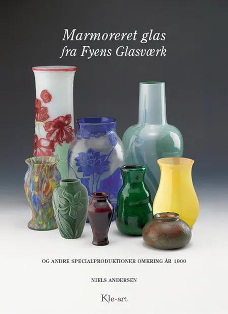 Marmoreret glas fra Fyens Glasværk af Niels Andersen